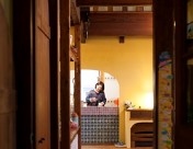 絵本から抜け出た丘の上の家