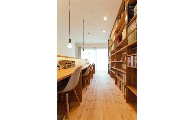 メンズライクな家　家族の図書館